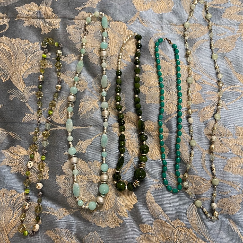 Vintage Beaded Necklaces 5